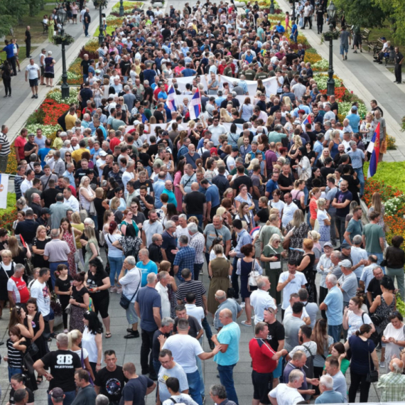 Građani protiv blokada u 50 gradova: Procene BIA i MUP o broju okupljenih – više od 30.000 ljudi na ulicama