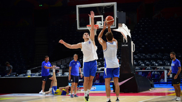 Srbija spremna za Sloveniju – tu je i Micić, šta je sa Jokićem? VIDEO