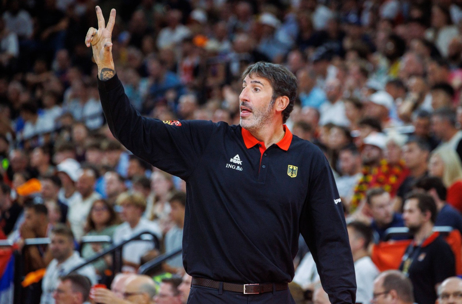 Mumbru sa vraća na mesto selektora