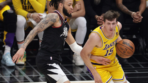 Adetokumbo dobio pojačanje u Milvokiju