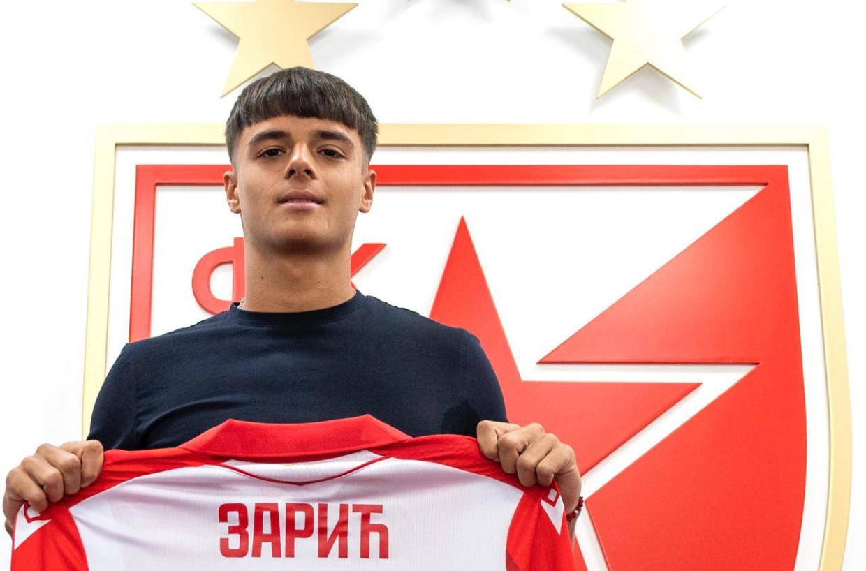 Zvezda čuva svoju decu – debi pa novi ugovor