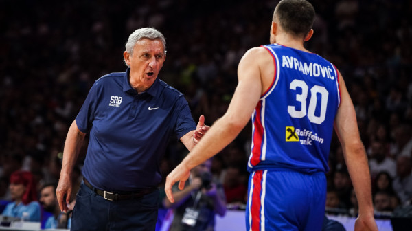 Pešić "nema dilemu – izneo zabrinjavajuće detalje, pa se našalio: "Jesam li na vreme?!"