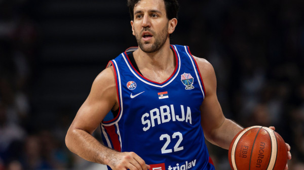 Vasa Micić o povredi: "Ma, nemam pojma!"