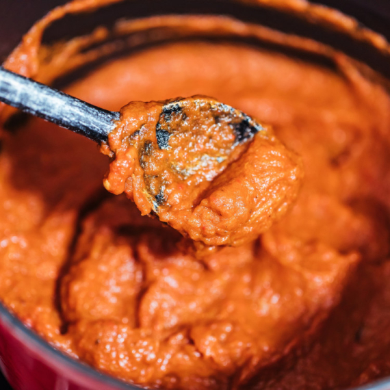 Koliko se isplati pravljenje ajvara? Ovo je detaljan cenovnik za kupovni i domaći