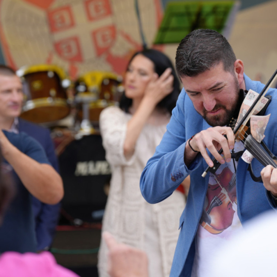 Ovo selo je najveselije u Srbiji: U Pranjanima počeo Sabor violinista