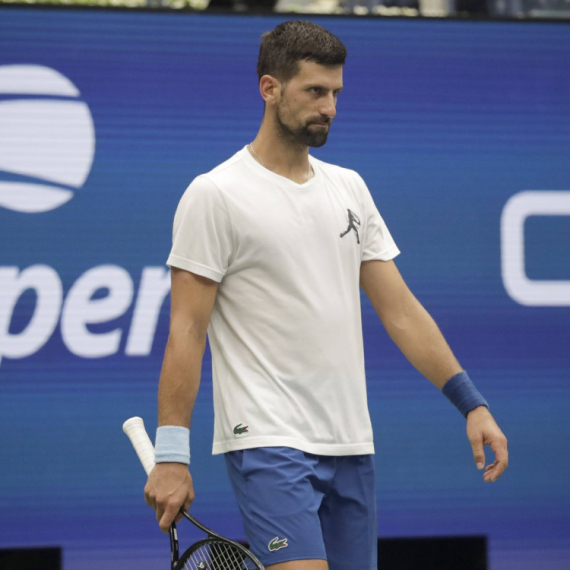 Đoković trenirao na "Artur Ešu", ali neko nedostaje