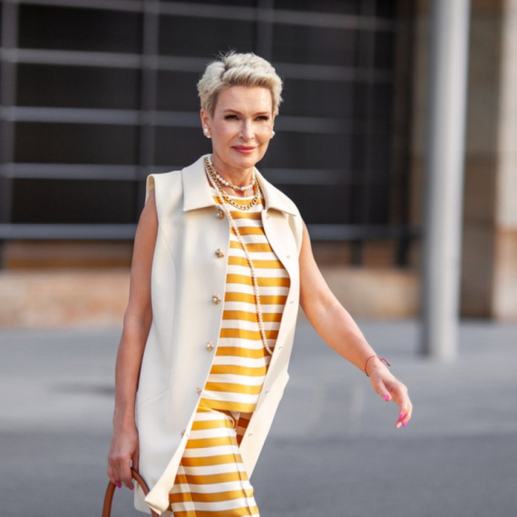 Nakon 50. godine izbegavajte ove karmine: Naglašavaju bore i dodaju godine FOTO