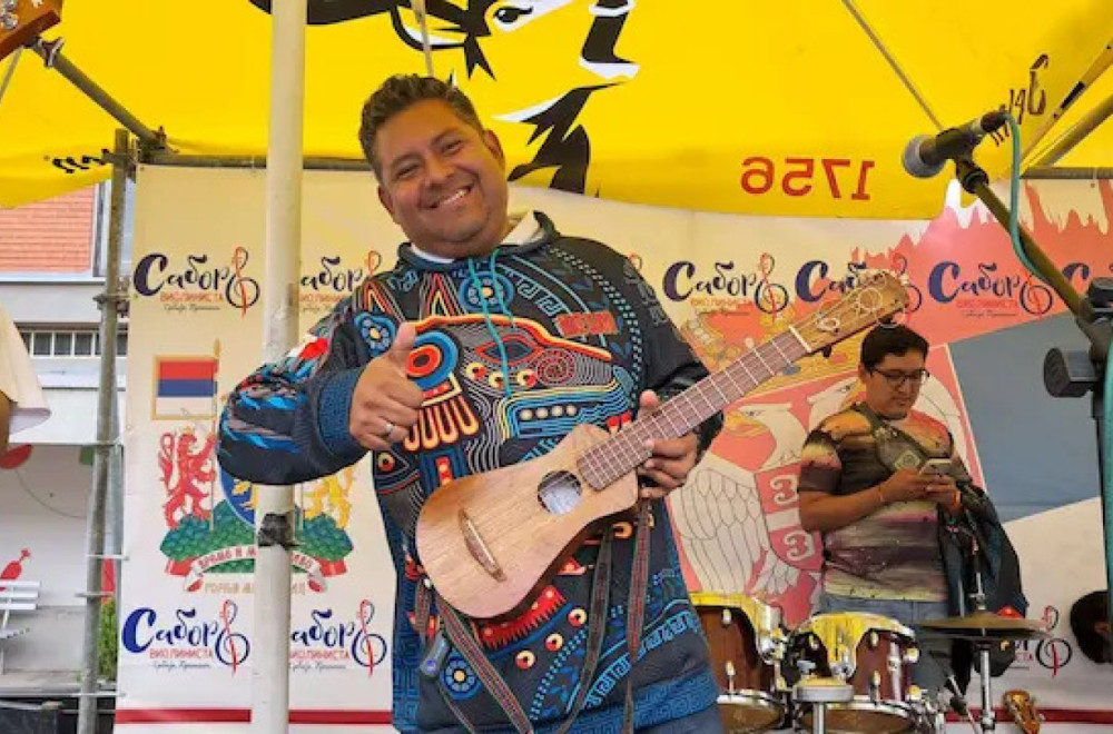 Srbi su sjajni, selo je prelepo: Veseli Meksikanci oduševili meštane Pranjana