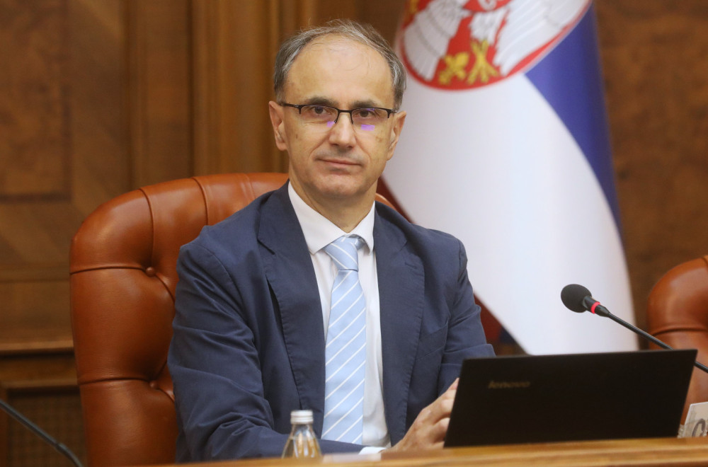 Macut: Podržavam poziv Vučića, dijalog neophodan radi smirivanja tenzija u društvu