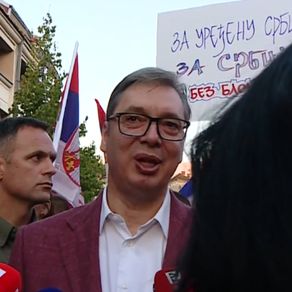 U planu drugi nivo ekonomskih mera i "još nešto za septembar": Vučić izneo nove detalje