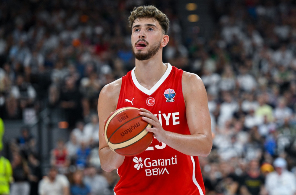 "Bejbi Jokić" srušio Crnu Goru – dabl-dabl bivšeg igrača Zvezde