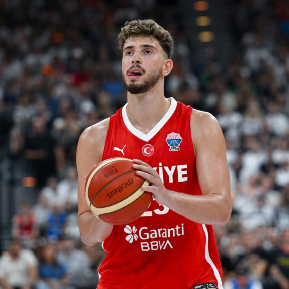 "Bejbi Jokić" srušio Crnu Goru – dabl-dabl bivšeg igrača Zvezde