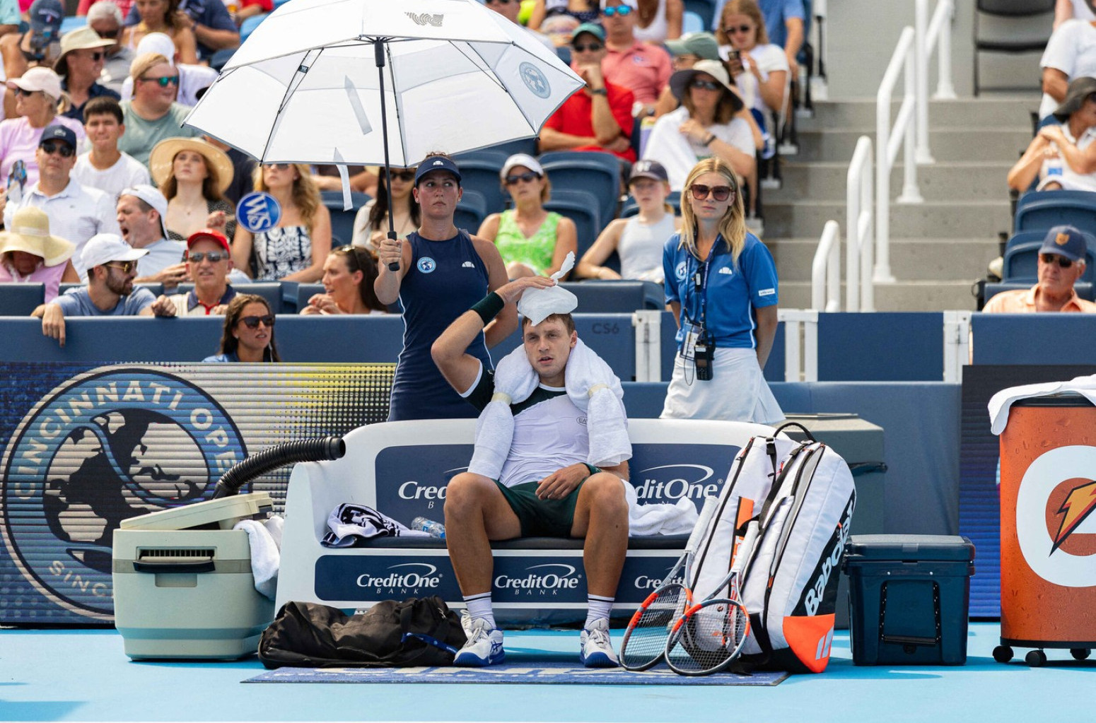 Međedović rešava gorući problem kao Endi Mari