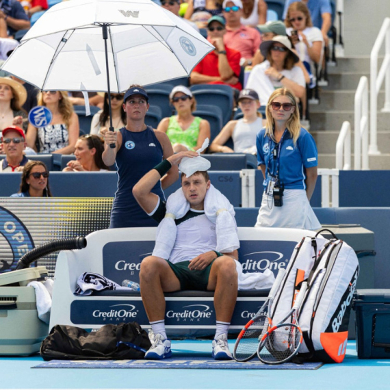 Međedović rešava gorući problem kao Endi Mari