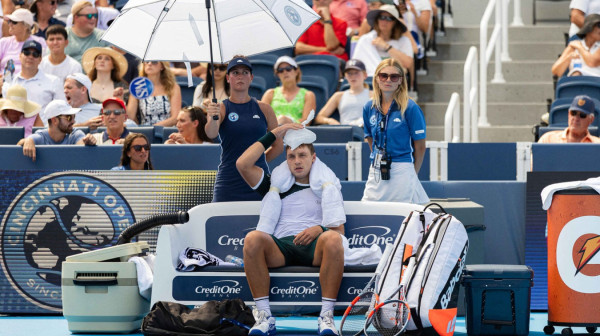 Međedović rešava gorući problem kao Endi Mari