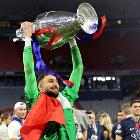 Donaruma pred potpisom