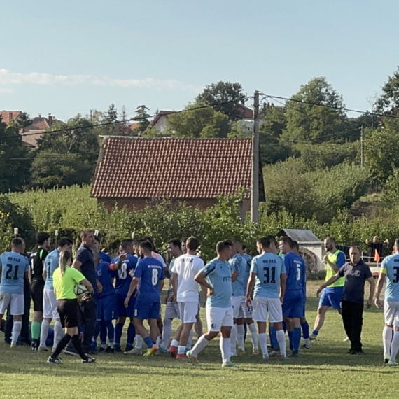 Zaklopača odolela Radovim "zvezdama" – nije moglo bez tuče FOTO/VIDEO