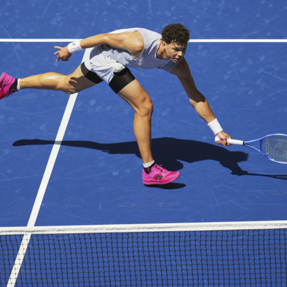 Šelton se prošetao na startu US opena