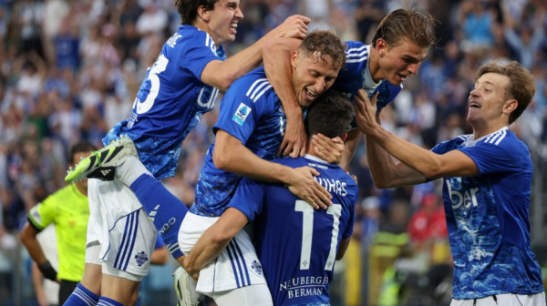 Fabregasova četa šokirala Lacio