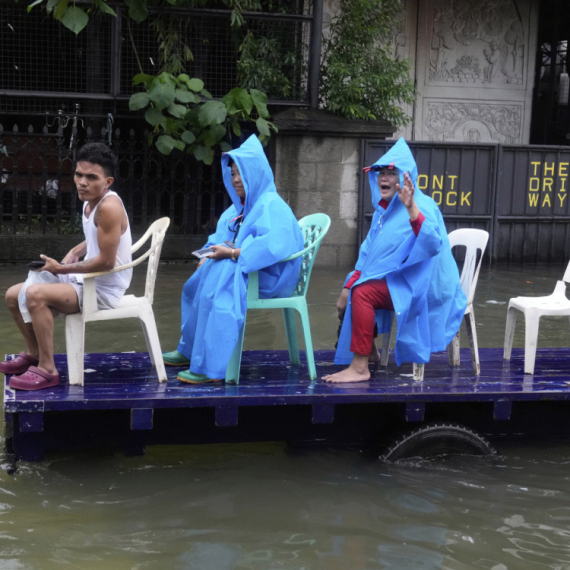 Stigla vrlo opasna vremenska pojava; Uništava sve pred sobom