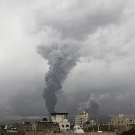 Haos u prestonici: Gradom odjekuju detonacije FOTO/VIDEO