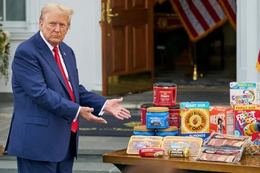 Lideri koji govore jezikom naroda; Vučić predstavio ekonomske mere, nekada to uradio i Tramp FOTO