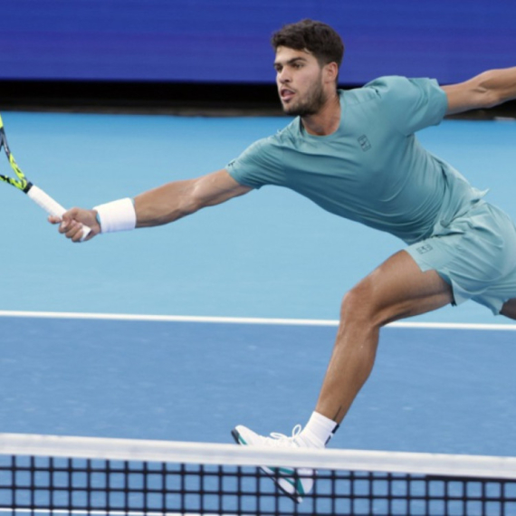 Kecmanović protiv svetske senzacije, Alkaras sa "bombarderom"