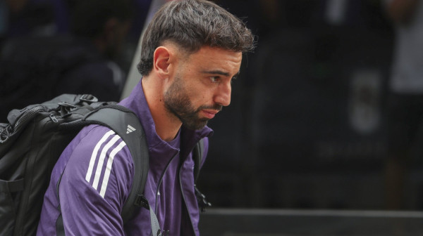 Navijači Junajteda ljuti na kapitena: "Pošaljite tu propalicu u Arabiju"