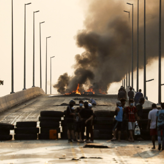 Najviši železnički voz na svetu više ne postoji: Vojna hunta i pobunjenici se međusobno optužuju