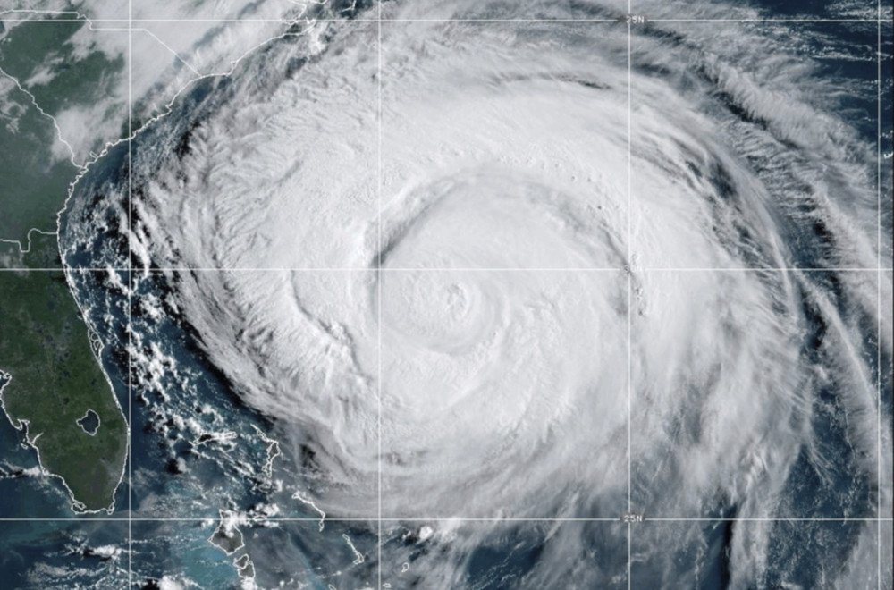 Uzbuna: Erin stiže u Evropu FOTO