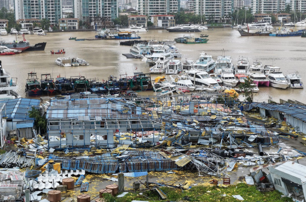 Tajfun odnosi živote VIDEO