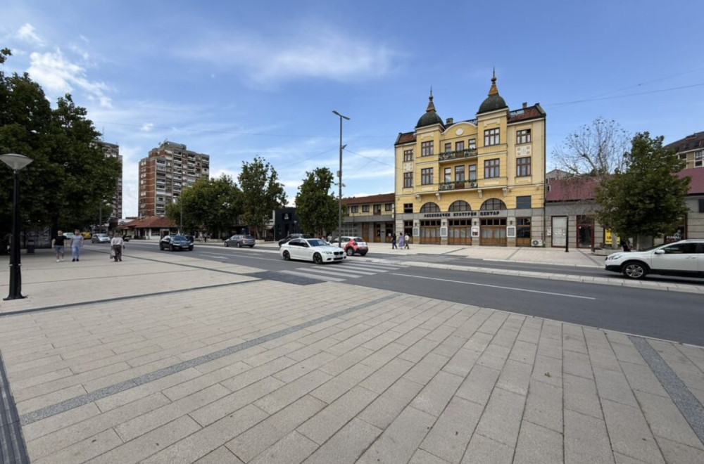 Centar Leskovca u novom sjaju: Najfrekventniji deo grada blista FOTO