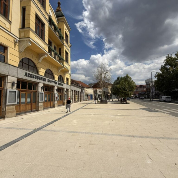 Centar Leskovca u novom sjaju: Najfrekventniji deo grada blista FOTO
