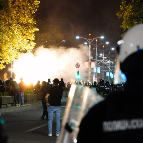 MUP demantuje laži N1: Policija ne poseduje CN gas; Reč je o širenju panike i narušavanju ugleda policije