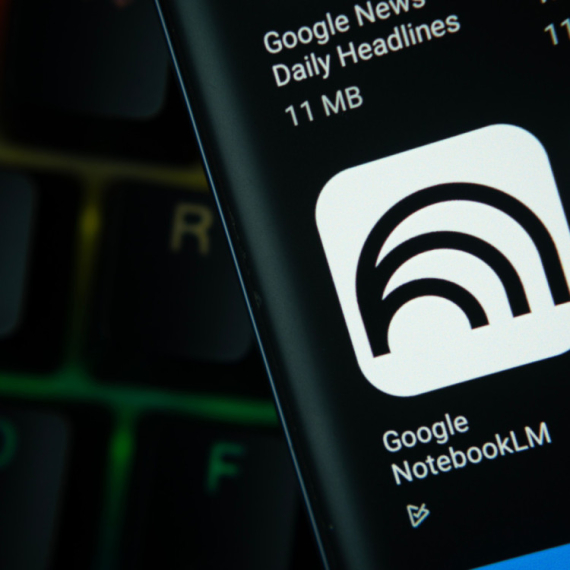 Google NotebookLM proširio podršku za video-preglede na srpski i druge jezike