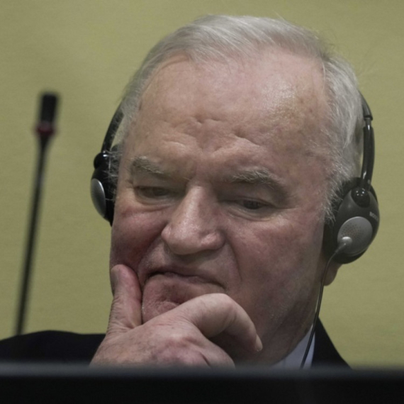 Ratko Mladić u lošem stanju: "Veoma je slab"