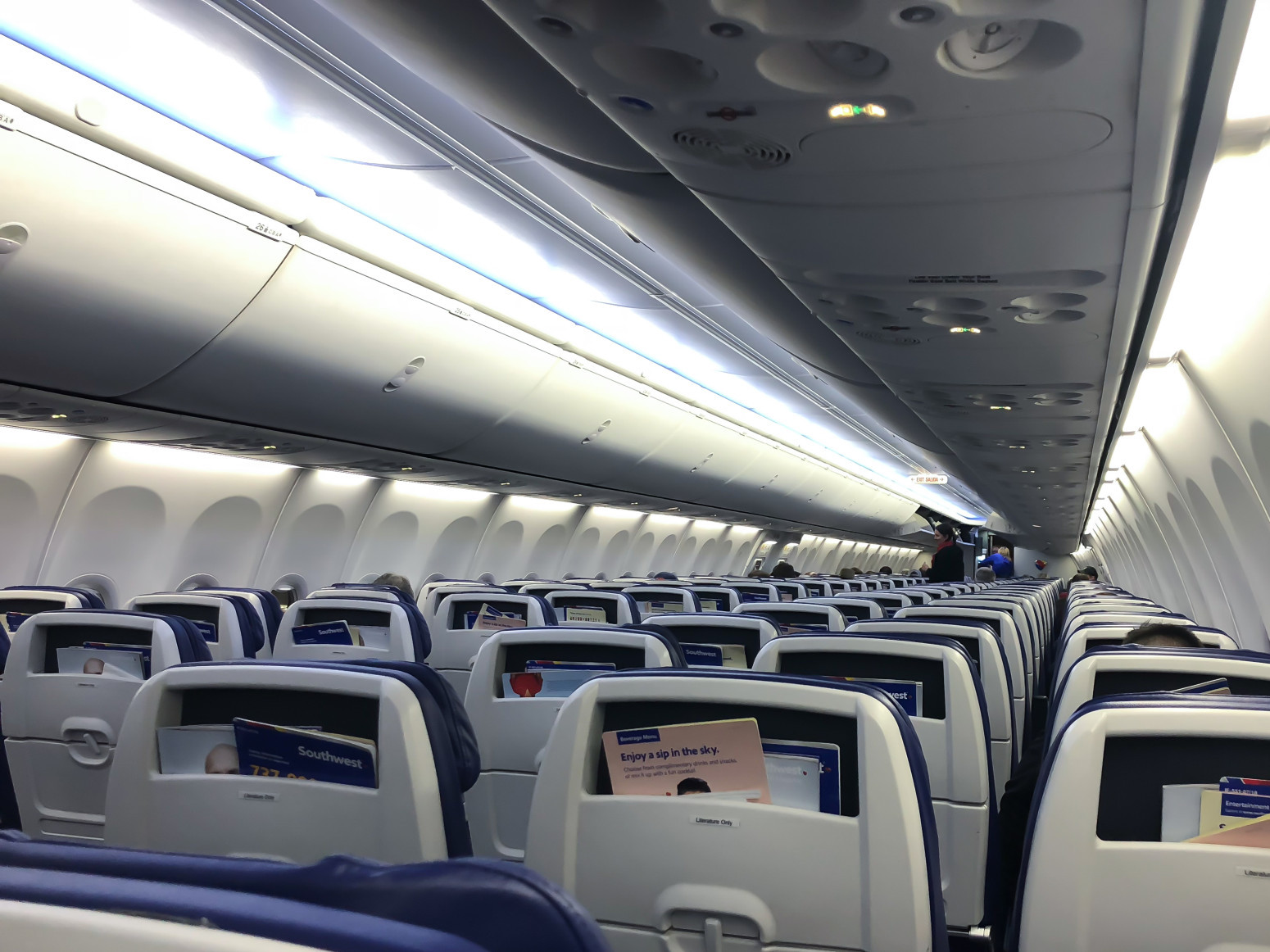 Avion bez putnika odleteo za London: Četvoro članova posade suspendovano