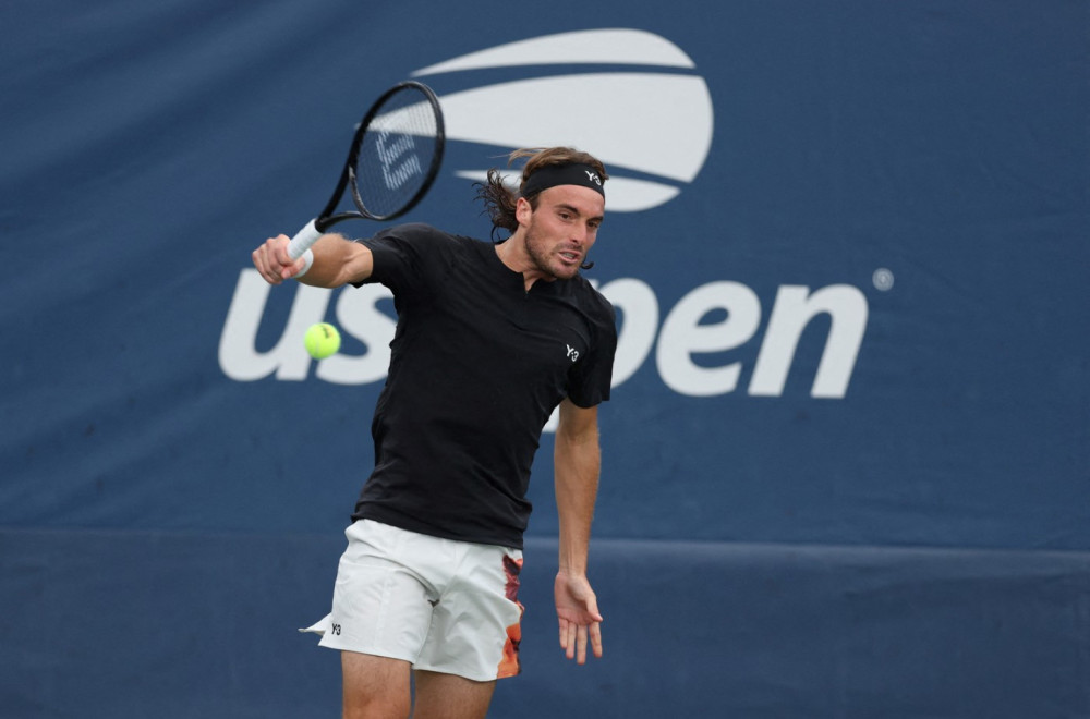 Cicipas krenuo ka provaliji, pa ubacio u "petu brzinu"