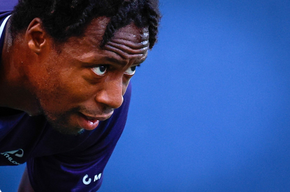 Navijači čekali u redovima da vide Monfisov spektakl – i poraz VIDEO