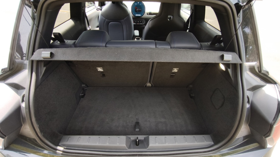 Vozili smo: Mini Cooper SE (2024) – električna šmekerica