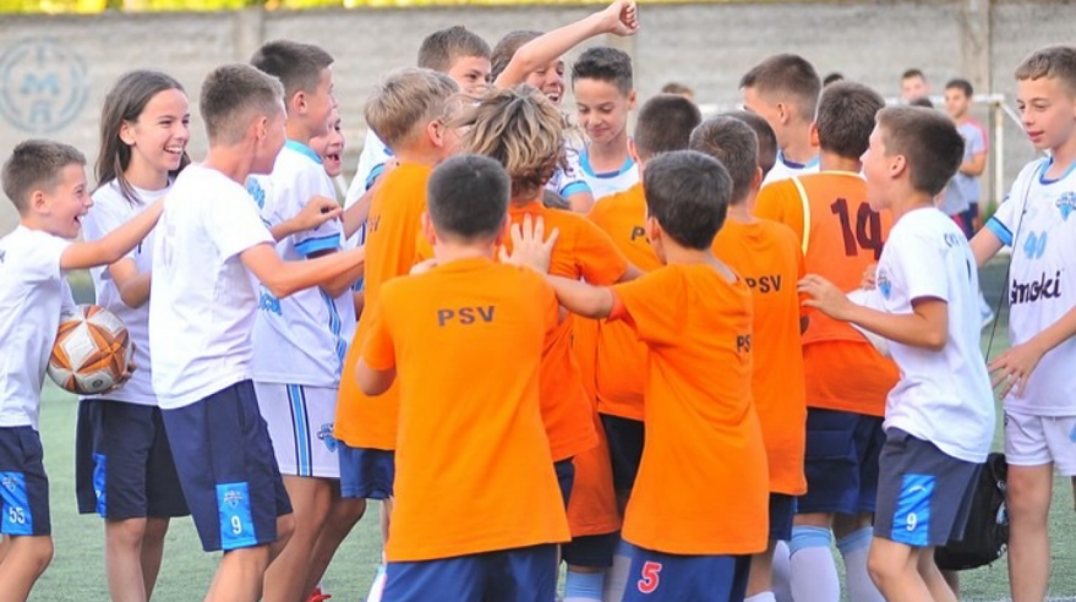 Deca poručuju: "Vi ste tu zbog nas!" VIDEO