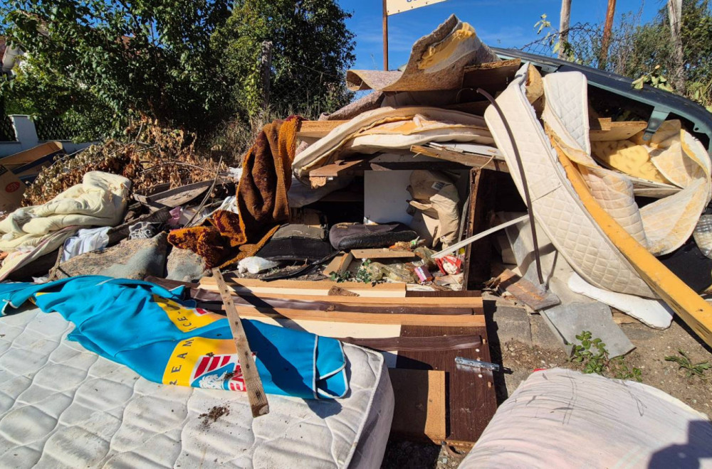 Uklonjena jedna divlja deponija u Kragujevcu FOTO