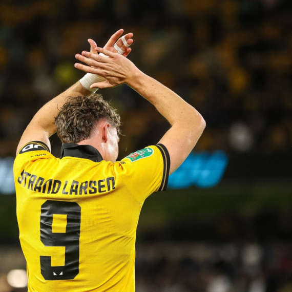 Vulverhempton odbio i drugu ponudu Njukasla za Larsena