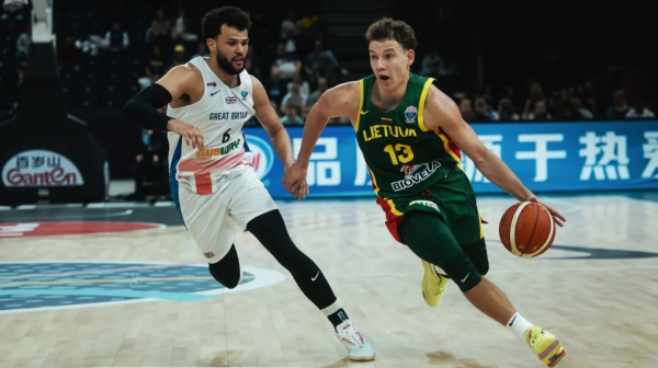 Litvanija dominantno sa Britancima - nije slušao šut, ali "zid" u reketu je odradio posao