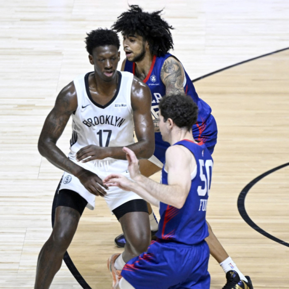 Real doveo centra koji je dominirao kao klinac VIDEO