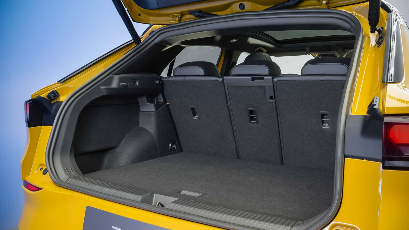 Stigao je novi Volkswagen T-Roc: SUV koji menja pravila igre FOTO/VIDEO