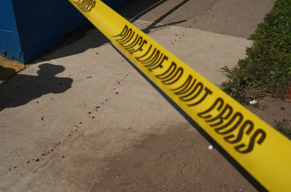 Ranjeno petoro tinejdžera: Pucnjava u zgradi FOTO