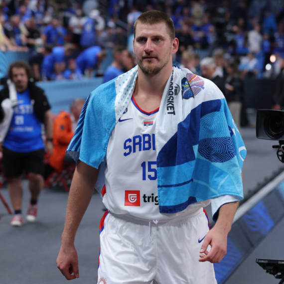 "Nikola Jokiću, da li se šališ?!" – NBA liga se "poklonila" Srbiji VIDEO