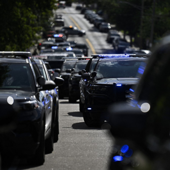 Pucnjava na Univerzitetu: Ima mrtvih; Haotična scena, studenti trče u stampedu VIDEO