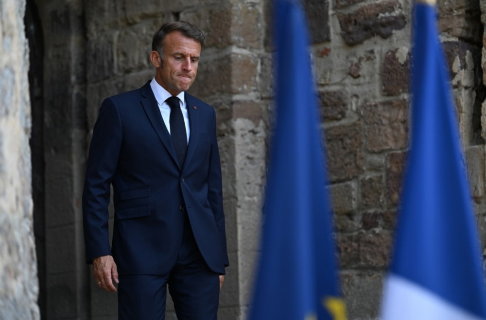 Kraj za Emanuela Makrona?